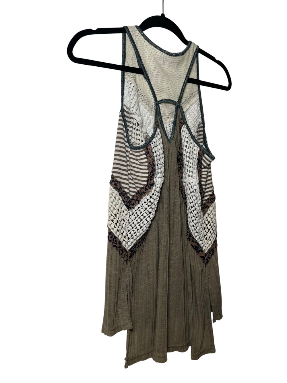 Gimmicks By BKE Sleeveless Olive Knit Tank with White Crochet Panels Size Small - Picture 11 of 14